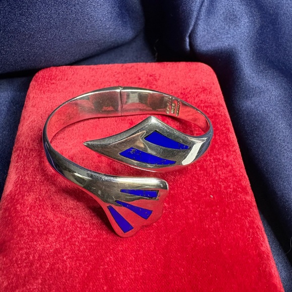 Cuff Bracelet*Southwestern 950 TAXCO Sterling Silver Blue Enamel Accents Vintage - Picture 2 of 7